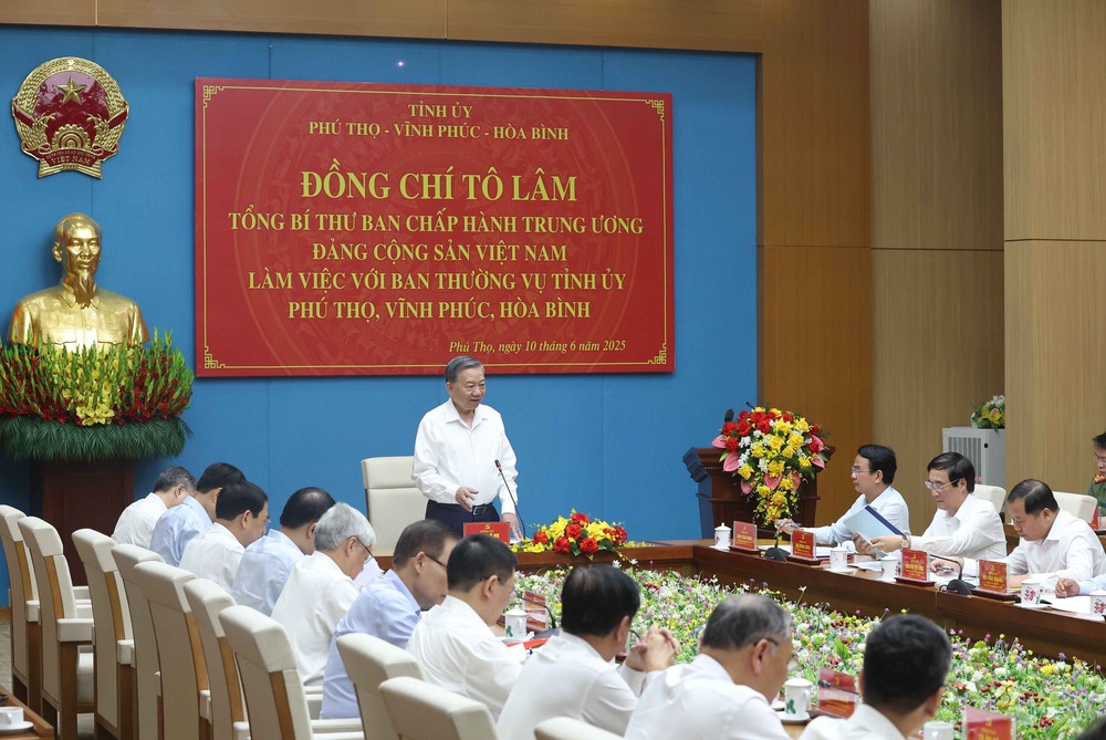 Tổng Bí thư Tô Lâm: Tạo điều kiện phát triển các hành lang kinh tế xuyên suốt từ đồng bằng - trung du - miền núi - Ảnh 2.