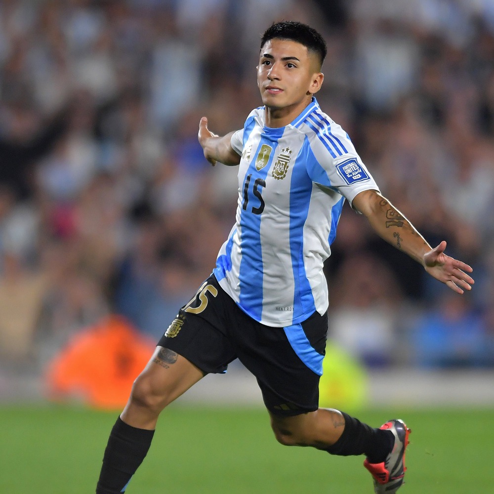 Sao Chelsea bị đuổi vì đá như đấu võ, Argentina bị cầm chân ở vòng loại World Cup 2026 - Ảnh 4.
