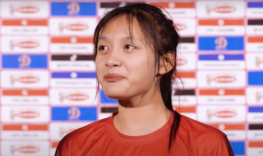 U19 nữ Việt Nam thắng đậm Timor Leste nhờ những &quot;hotgirl&quot;  - Ảnh 2.