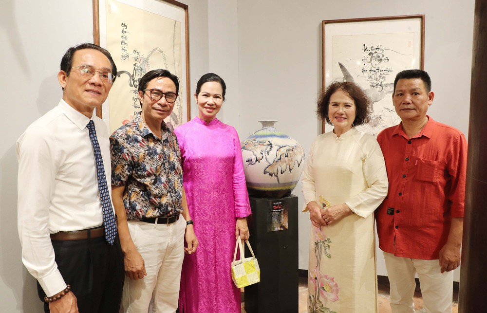 Sen và Kiều 