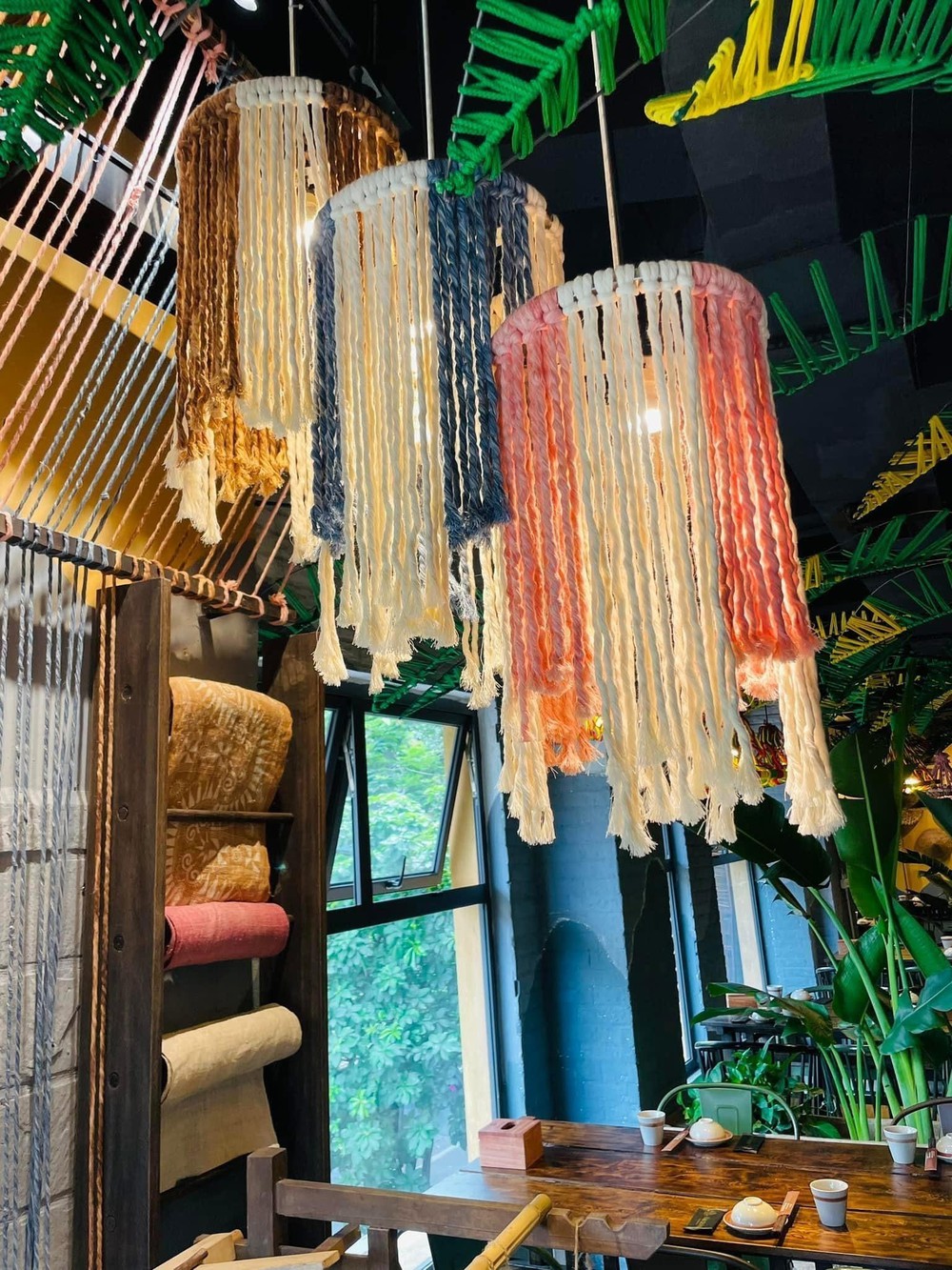 Bảo tồn nghề dệt thổ cẩm truyền thống của dân tộc Thái gắn với phát triển du lịch - Ảnh 7.