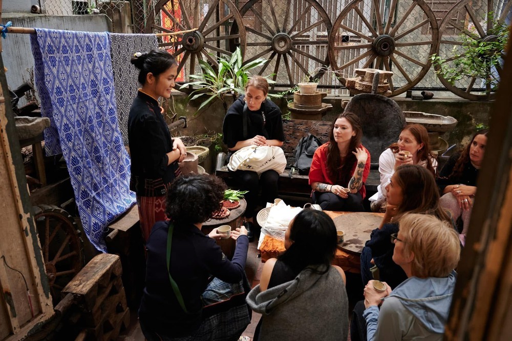 Bảo tồn nghề dệt thổ cẩm truyền thống của dân tộc Thái gắn với phát triển du lịch - Ảnh 11.