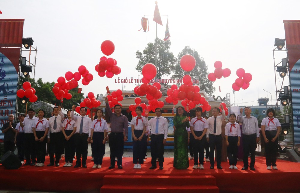 Tri ân công lao khai phá, xây dựng xứ Đồng Nai của Thống suất Nguyễn Hữu Cảnh - Ảnh 1.