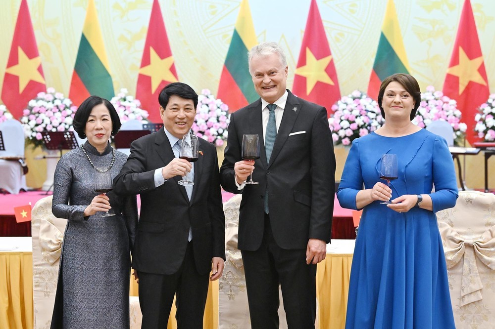 Chủ tịch nước chủ trì tiệc chào mừng Tổng thống Litva thăm chính thức Việt Nam - Ảnh 6.