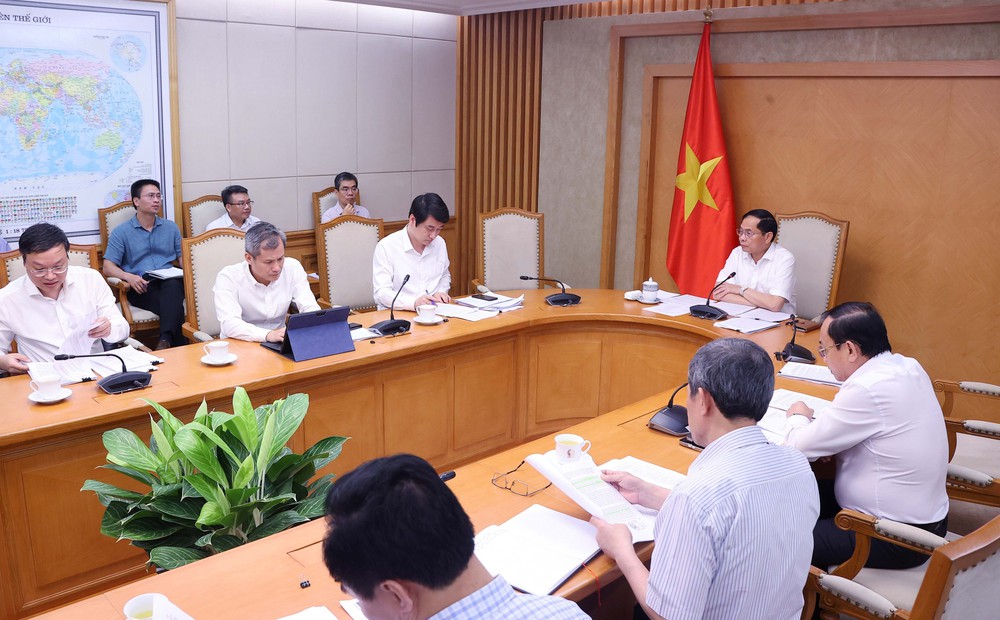 Chính phủ ban hành các Nghị định quy định về phân quyền, phân cấp; phân định thẩm quyền của chính quyền địa phương 2 cấp - Ảnh 3.