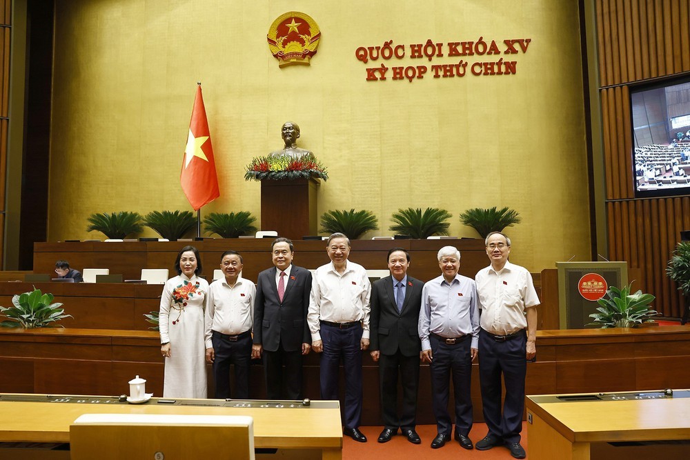 Kỳ họp thứ 9, Quốc hội khóa XV: Cả nước có 34 đơn vị hành chính cấp tỉnh, gồm 28 tỉnh và 6 thành phố - Ảnh 1.
