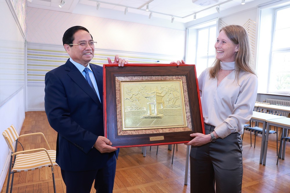 Thủ tướng phát biểu về chính sách tại Đại học Kinh tế Stockholm - Ảnh 8.