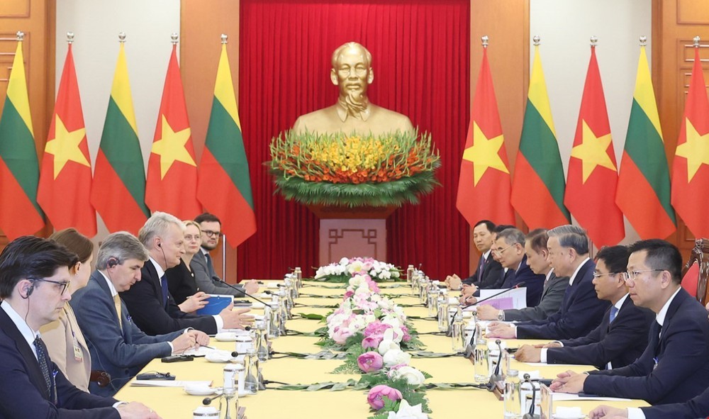 Tổng thống Cộng hòa Litva Gitanas Nauseda và Phu nhân kết thúc chuyến thăm chính thức Việt Nam - Ảnh 1.