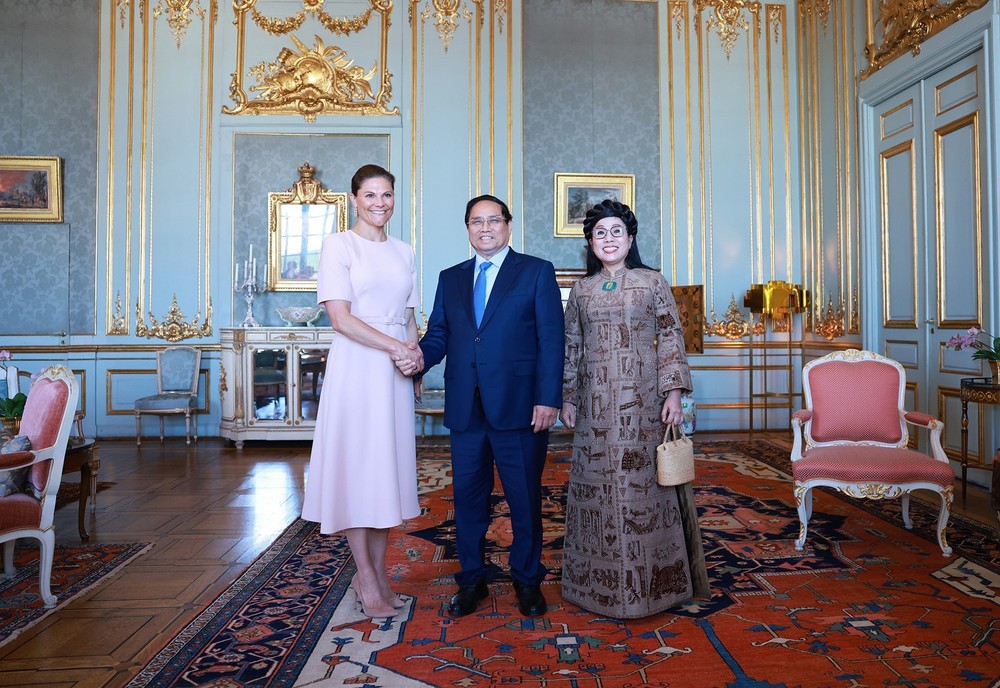 Thủ tướng Phạm Minh Chính hội kiến với Công chúa kế vị Thụy Điển và Phu quân - Ảnh 1.