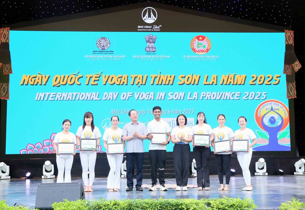 Ngày Quốc tế Yoga tại Sơn La năm 2025 - Ảnh 2.