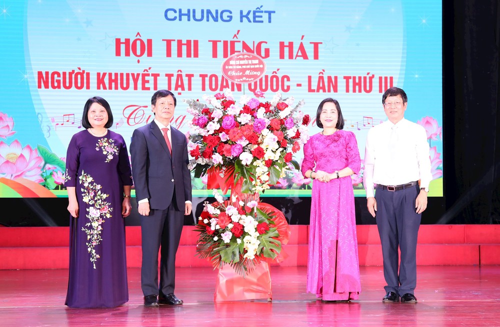 Chung kết Hội thi Tiếng hát người khuyết tật toàn quốc lần thứ III - Ảnh 2. Chung kết Hội thi Tiếng hát người khuyết tật toàn quốc lần thứ III - Ảnh 2.