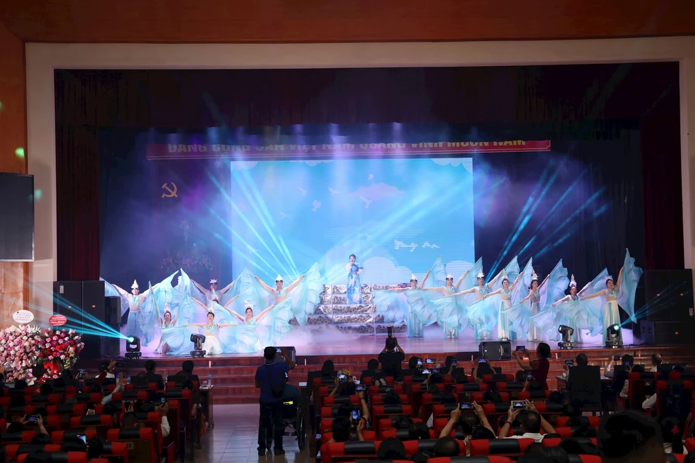 Chung kết Hội thi Tiếng hát người khuyết tật toàn quốc lần thứ III - Ảnh 6. Chung kết Hội thi Tiếng hát người khuyết tật toàn quốc lần thứ III - Ảnh 6.