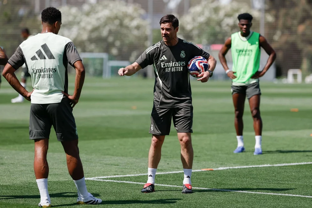 FIFA Club World Cup 2025, Real Madrid: Xabi Alonso đối mặt với nhiều câu hỏi - Ảnh 1.
