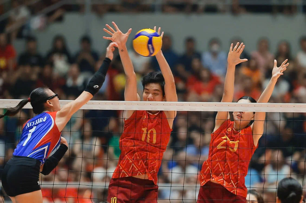 Đội tuyển bóng chuyền nữ Việt Nam vô địch AVC Nations Cup 2025: Hành trình của niềm tin và bản lĩnh - Ảnh 1. Đội tuyển bóng chuyền nữ Việt Nam vô địch AVC Nations Cup 2025: Hành trình của niềm tin và bản lĩnh - Ảnh 1.