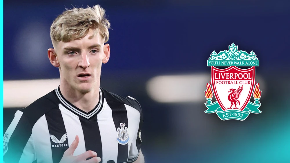 Tin chuyển nhượng hôm nay 15/6: Bị Gyokeres từ chối, MU liên hệ Osimhen, Liverpool nhắm trụ cột Newcastle - Ảnh 2. chuyển nhượng