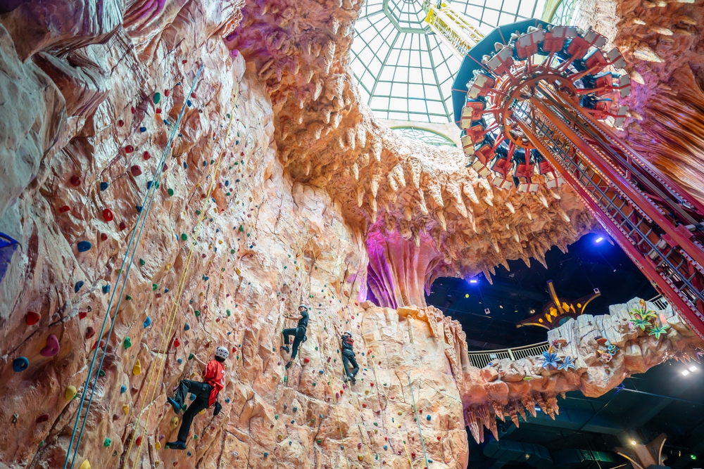 Điểm danh những trò chơi cực phê tại Sun World Ba Na Hills mà không phải ai cũng biết - Ảnh 1. Điểm danh những trò chơi cực phê tại Sun World Ba Na Hills mà không phải ai cũng biết - Ảnh 1.