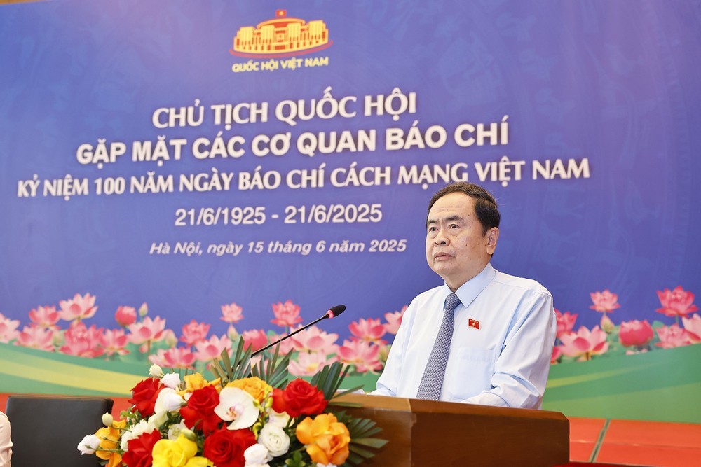 vnapotalchutichquochoitranthanhmangapmatcaccoquanbaochi8092950-1749973934347180757103.jpg
