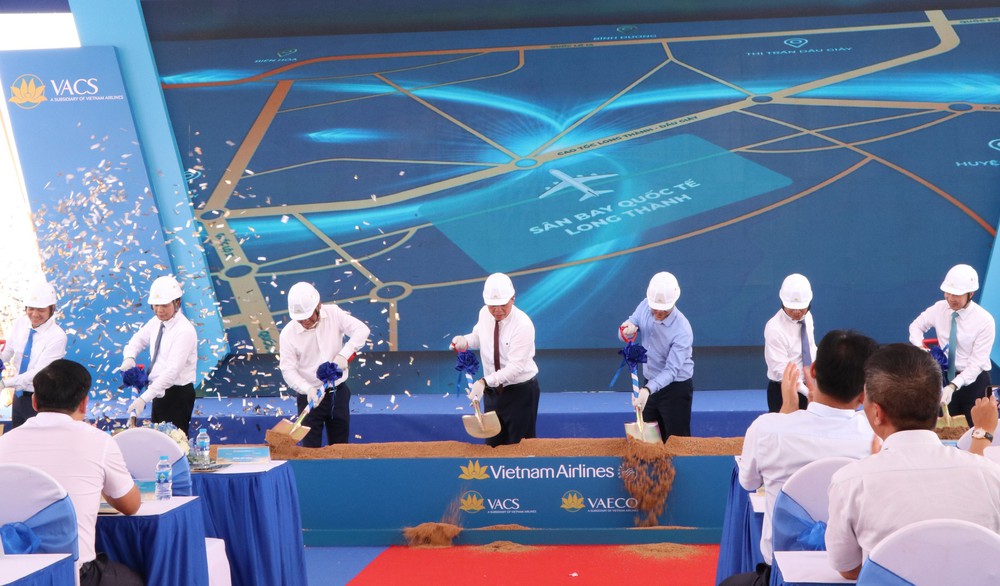 Khởi công 2 dự án dịch vụ hàng không tại sân bay Long Thành - Ảnh 4.