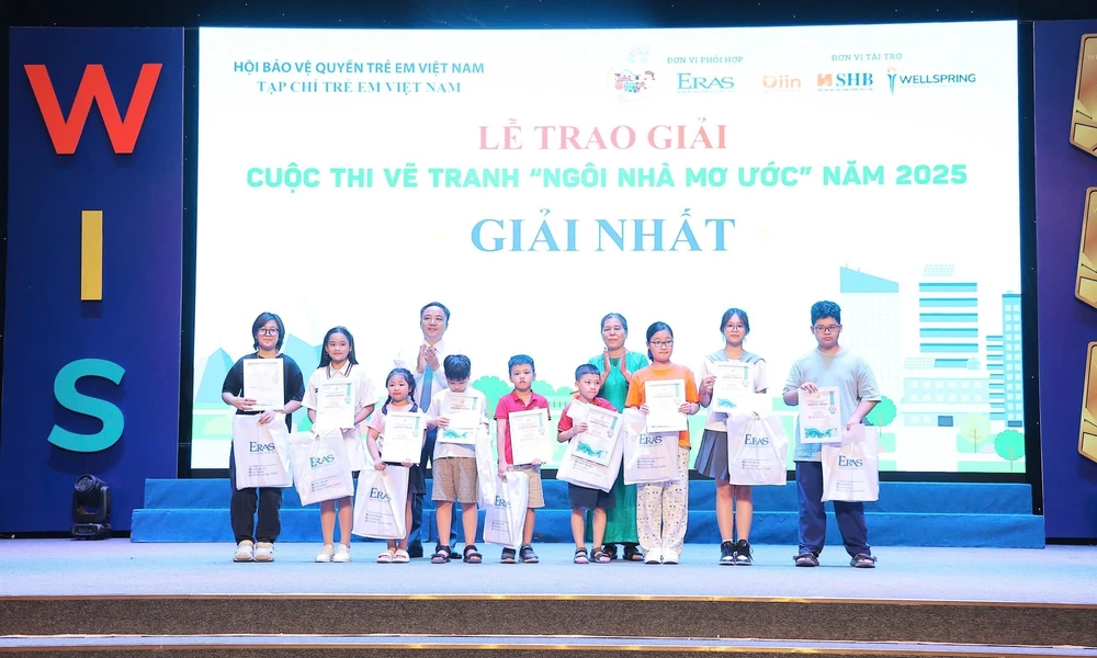 Lễ trao giải cuộc thi vẽ tranh toàn quốc &quot;Ngôi nhà mơ ước&quot; năm 2025 - Ảnh 1.