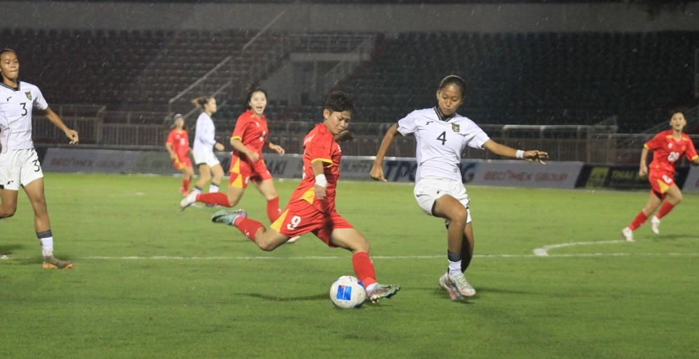 U19 nữ Việt Nam tự tin thay đổi lịch sử trước U19 nữ Thái Lan - Ảnh 1. U19 nữ Việt Nam tự tin thay đổi lịch sử trước U19 nữ Thái Lan - Ảnh 1.