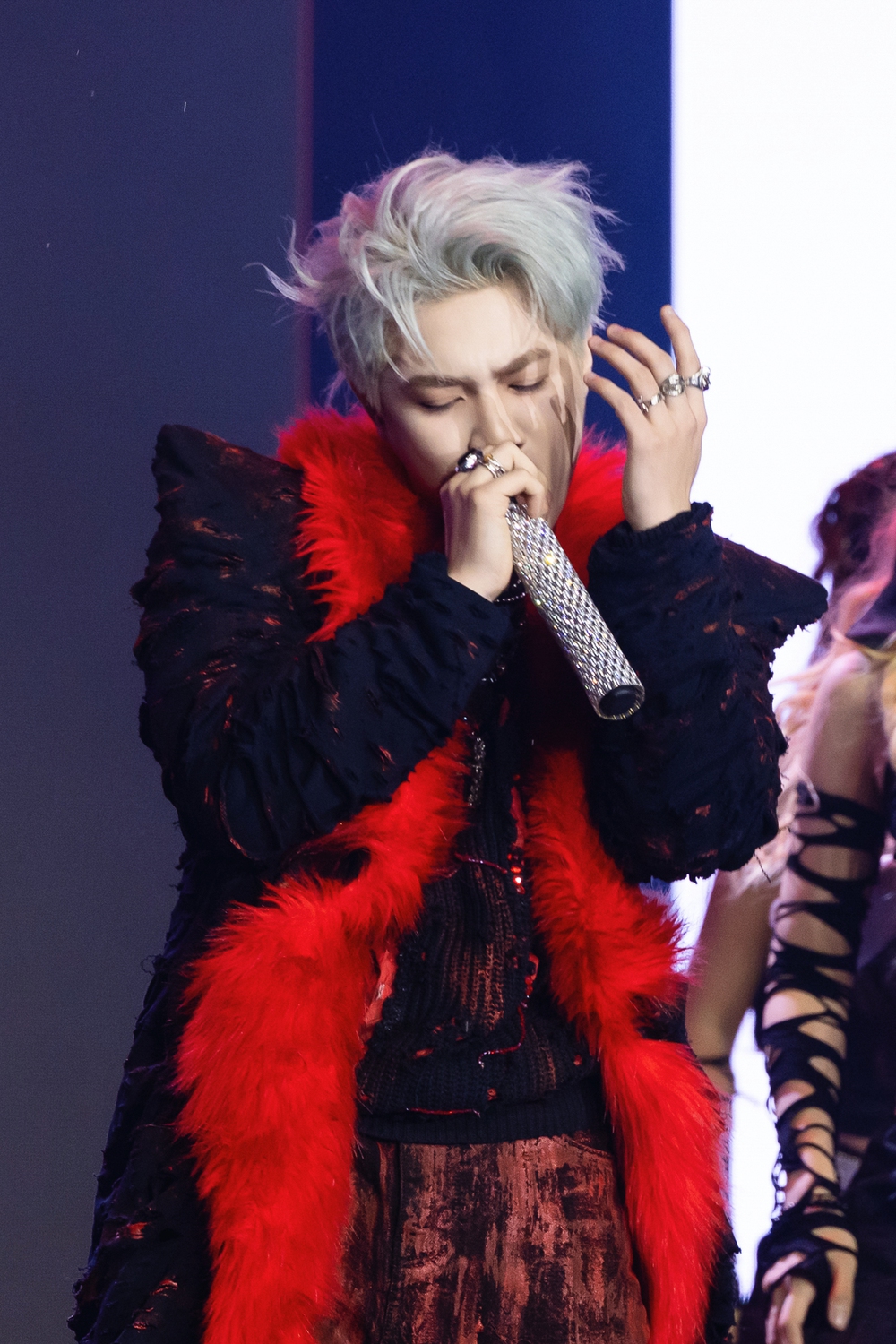 CAPTAIN BOY xúc động với tình cảm của người hâm mộ tại fan meeting - Ảnh 4.