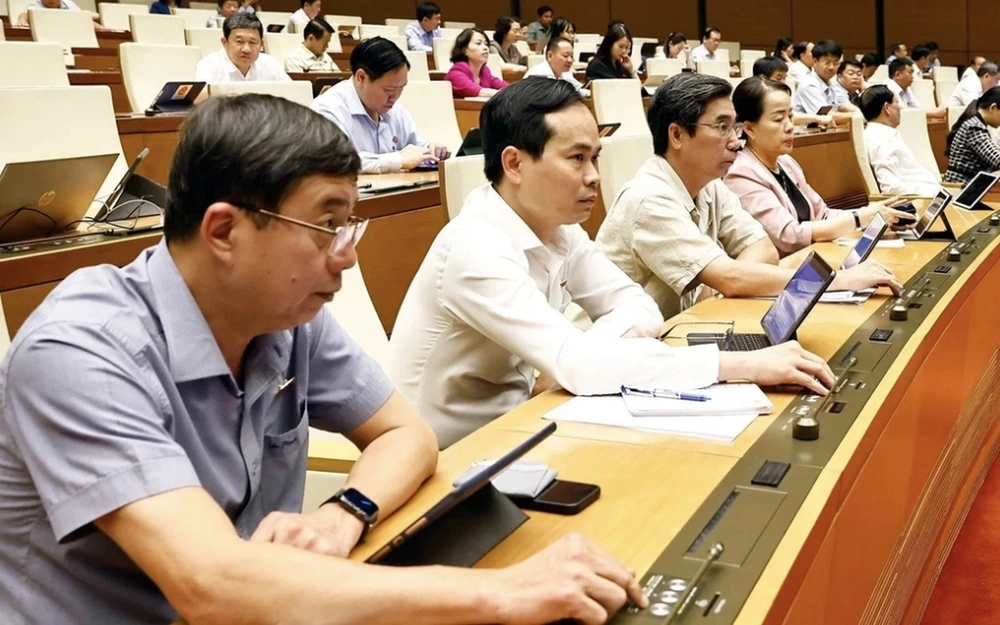 Quy định mới về tinh giản biên chế có hiệu lực thi hành từ ngày 16/6/2025 - Ảnh 4.