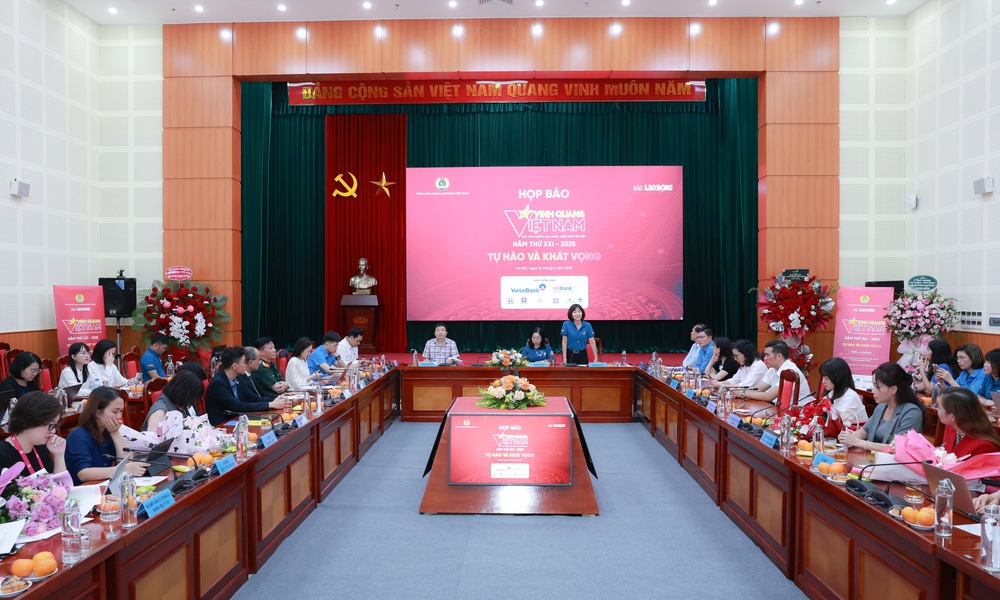 "Vinh quang Việt Nam": Vinh danh những khát vọng cống hiến không ngừng - Ảnh 1. "Vinh quang Việt Nam": Vinh danh những khát vọng cống hiến không ngừng - Ảnh 1.