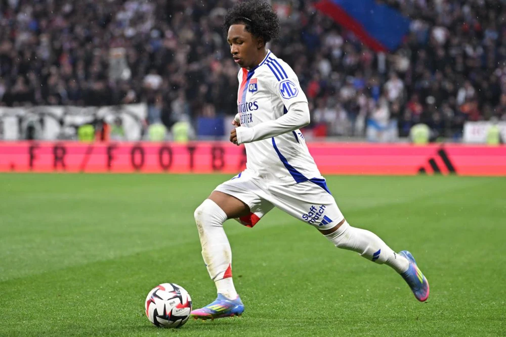 Tin chuyển nhượng hôm nay 17/6: MU theo đuổi chân sút 100 triệu euro; Chelsea và Arsenal 'săn' Garnacho - Ảnh 6.