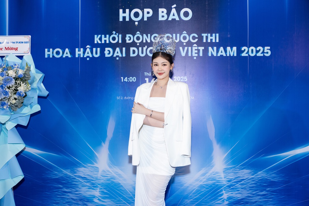 Ngân Anh, Thu Uyên rạng rỡ dự lễ khởi động Hoa hậu Đại dương Việt Nam 2025 - Ảnh 1. Ngân Anh, Thu Uyên rạng rỡ dự lễ khởi động Hoa hậu Đại dương Việt Nam 2025 - Ảnh 1.