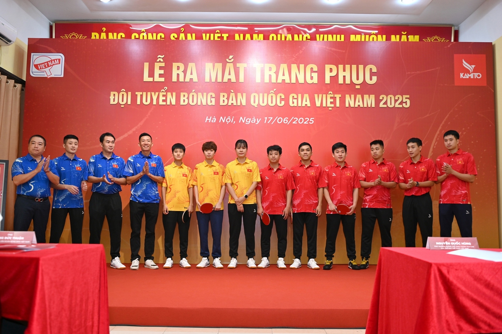 Ra mắt trang phục ĐT bóng bàn Quốc gia Việt Nam 2025 - Ảnh 3.