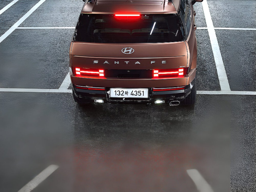 Thứ gì có thể "cứu" được Santa Fe? - Ảnh 3. Thứ gì có thể "cứu" được Santa Fe? - Ảnh 3.