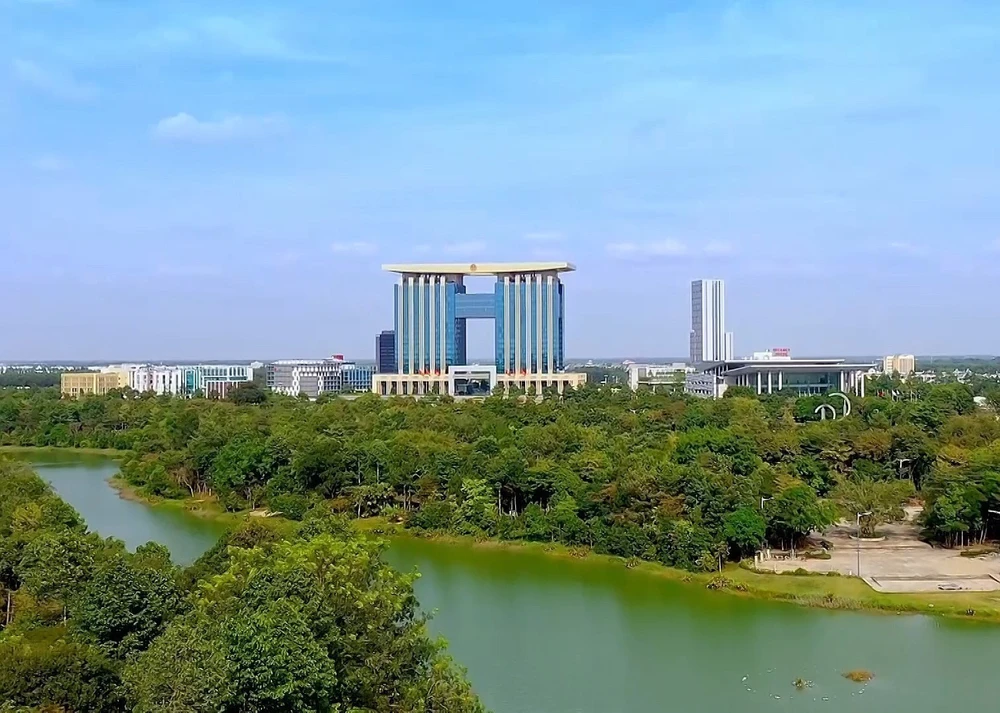 Phát biểu của Tổng Bí thư Tô Lâm tại buổi làm việc với Ban Thường vụ Thành ủy Thành phố Hồ Chí Minh, Ban Thường vụ Tỉnh ủy Bà Rịa - Vũng Tàu, Ban Thường vụ Tỉnh ủy Bình Dương - Ảnh 4. Phát biểu của Tổng Bí thư Tô Lâm tại buổi làm việc với Ban Thường vụ Thành ủy Thành phố Hồ Chí Minh, Ban Thường vụ Tỉnh ủy Bà Rịa - Vũng Tàu, Ban Thường vụ Tỉnh ủy Bình Dương - Ảnh 4.