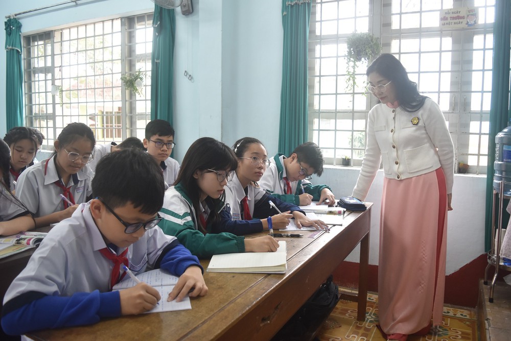 Bên lề kỳ họp thứ 9, Quốc hội khóa XV: Hoạt động dạy thêm phải đúng mục đích và ý nghĩa - Ảnh 2. Bên lề kỳ họp thứ 9, Quốc hội khóa XV: Hoạt động dạy thêm phải đúng mục đích và ý nghĩa - Ảnh 2.