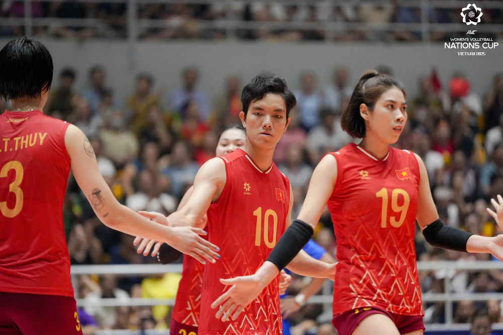 Tin nóng thể thao sáng 20/6: Truyền thông châu Á gọi tên Bích Tuyền, khẳng định một điều về ĐT bóng chuyền nữ Việt Nam sau cú ‘hat-trick’ lịch sử - Ảnh 1. Tin nóng thể thao sáng 20/6: Truyền thông châu Á gọi tên Bích Tuyền, khẳng định một điều về ĐT bóng chuyền nữ Việt Nam sau cú ‘hat-trick’ lịch sử - Ảnh 1.