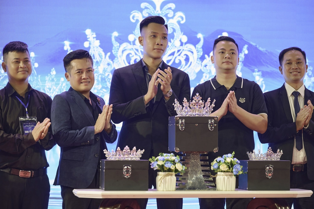 Lễ công bố vương miện Hoa hậu Biển Việt Nam Toàn cầu 2025 - Ảnh 4. Lễ công bố vương miện Hoa hậu Biển Việt Nam Toàn cầu 2025 - Ảnh 4.