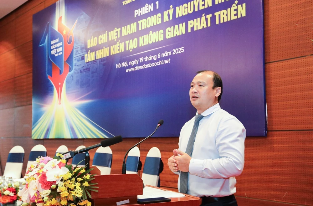 Báo chí Việt Nam trong kỷ nguyên mới - tầm nhìn kiến tạo không gian phát triển - Ảnh 2. Báo chí Việt Nam trong kỷ nguyên mới - tầm nhìn kiến tạo không gian phát triển - Ảnh 2.