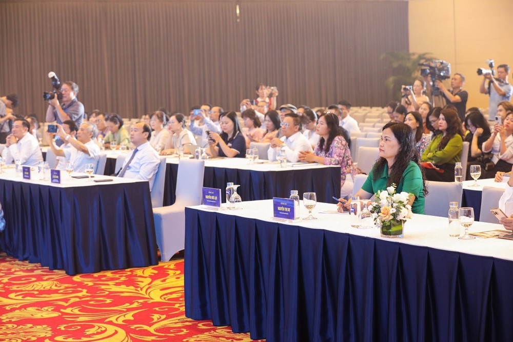 Báo chí Việt Nam trong kỷ nguyên mới - tầm nhìn kiến tạo không gian phát triển - Ảnh 3. Báo chí Việt Nam trong kỷ nguyên mới - tầm nhìn kiến tạo không gian phát triển - Ảnh 3.