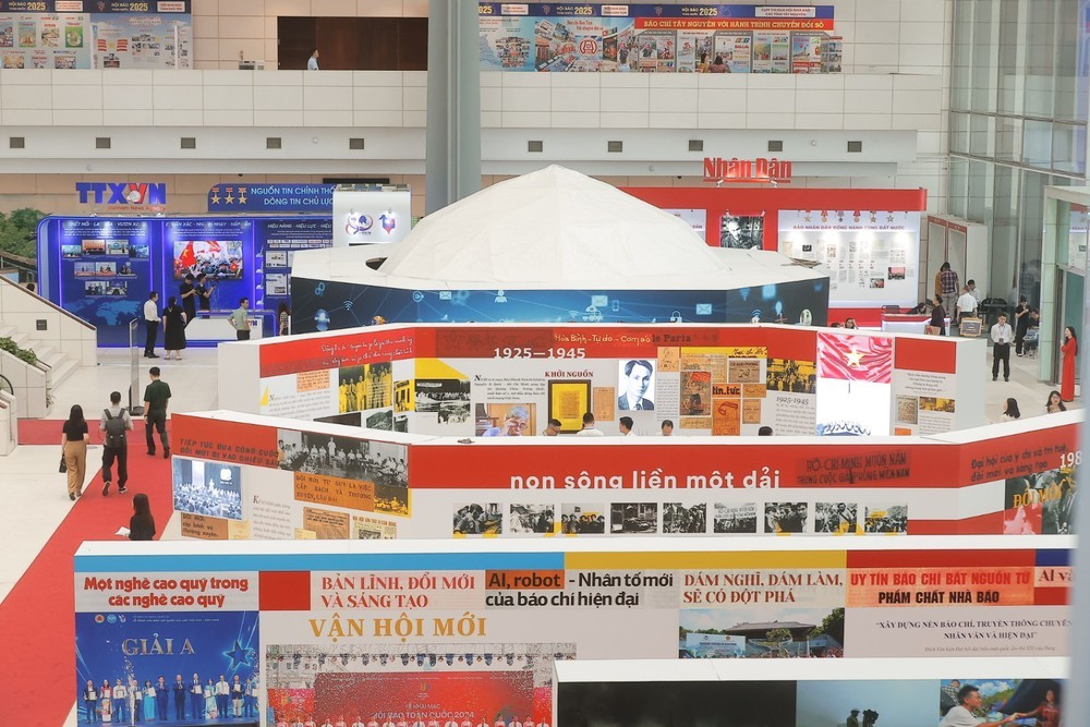 Khai mạc Hội báo toàn quốc năm 2025 - Ảnh 6. Khai mạc Hội báo toàn quốc năm 2025 - Ảnh 6.