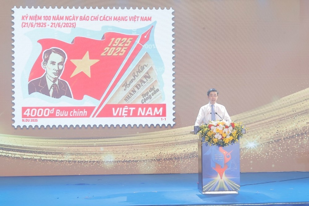 Phát hành bộ tem đặc biệt kỷ niệm 100 năm Ngày Báo chí Cách mạng Việt Nam - Ảnh 2. Phát hành bộ tem đặc biệt kỷ niệm 100 năm Ngày Báo chí Cách mạng Việt Nam - Ảnh 2.