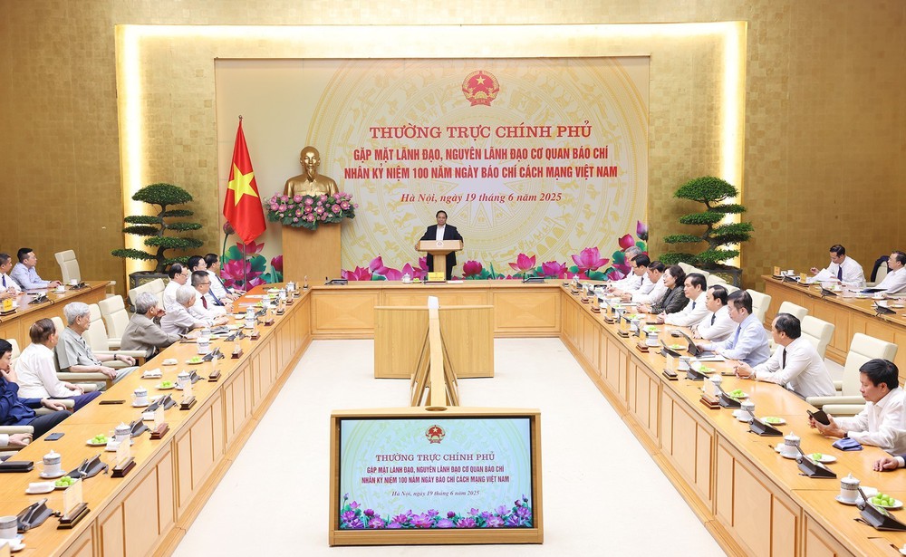 Thủ tướng Phạm Minh Chính: Chính phủ cảm ơn và luôn lắng nghe, chia sẻ, tạo điều kiện cho báo chí hoạt động thuận lợi - Ảnh 2.