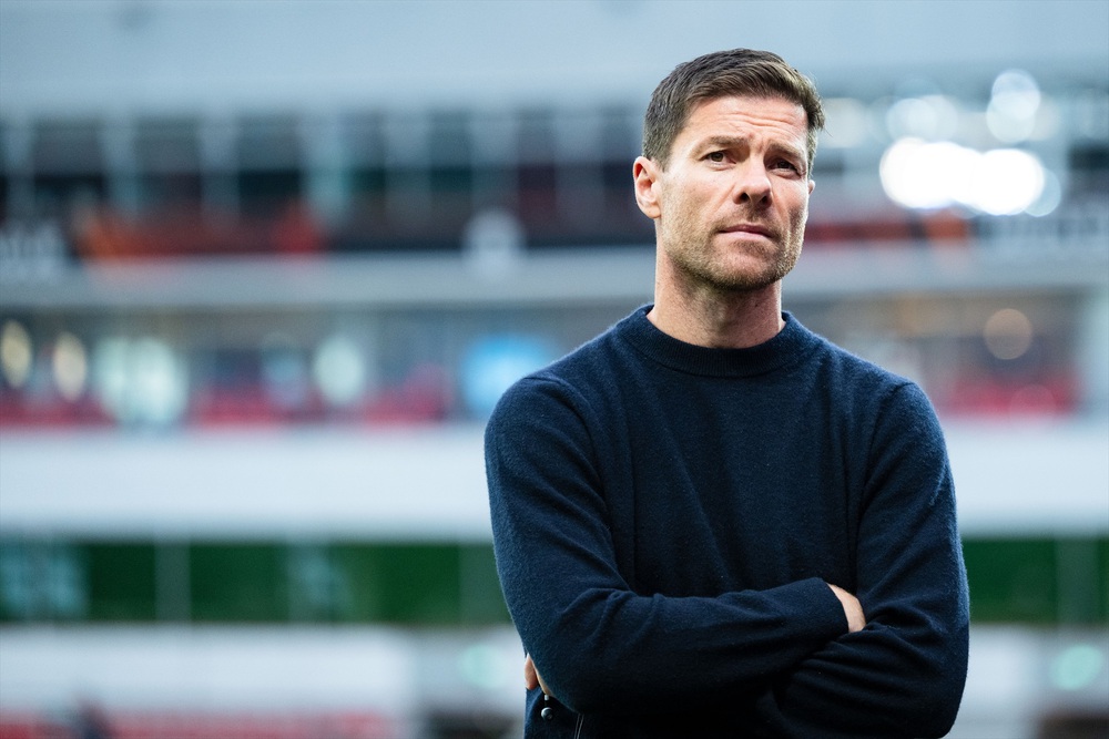 Real Madrid: Xabi sẽ &quot;cải tạo&quot; các ngôi sao như thế nào? - Ảnh 1.