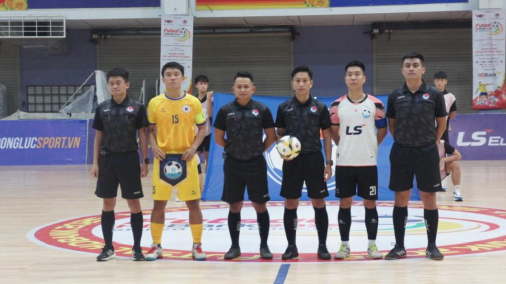 Cuộc đua vô địch futsal quốc gia 2025 vào hồi kịch tính - Ảnh 3.