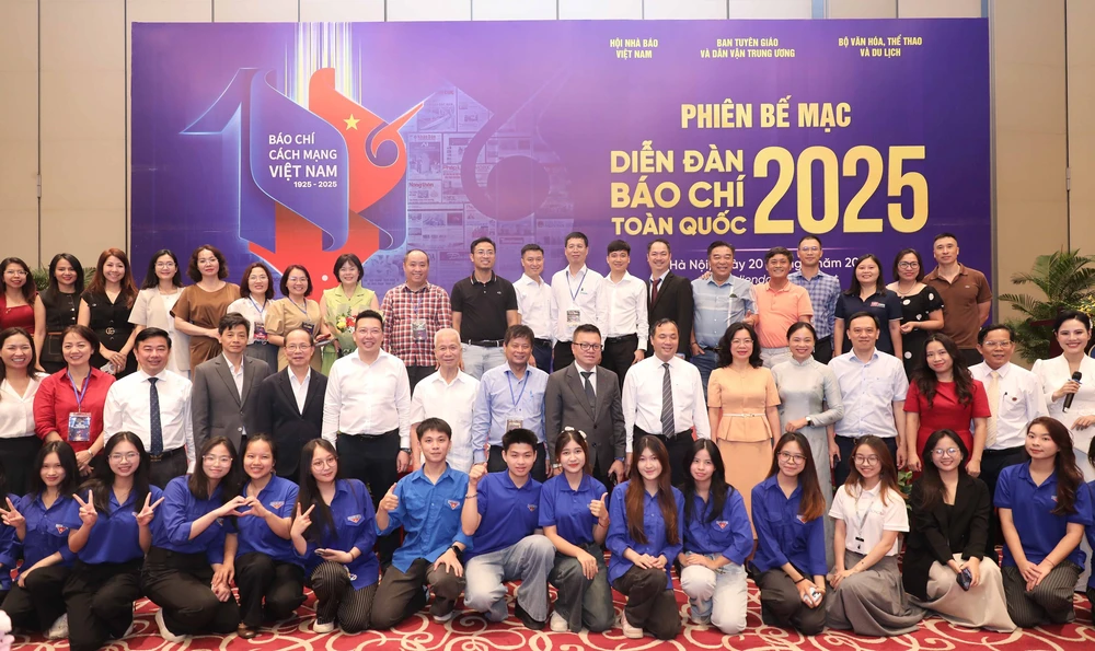 Bế mạc Diễn đàn Báo chí toàn quốc: Khai mở không gian sáng tạo, nâng tầm chiến lược cho báo chí - Ảnh 4. Bế mạc Diễn đàn Báo chí toàn quốc: Khai mở không gian sáng tạo, nâng tầm chiến lược cho báo chí - Ảnh 4.