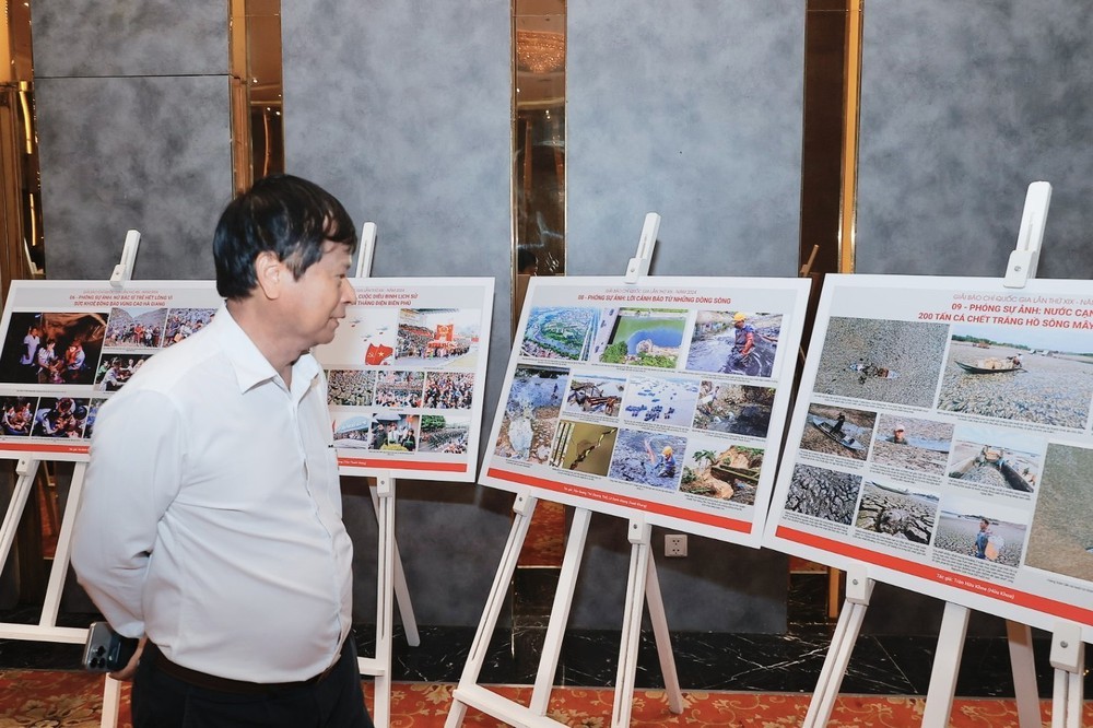 Giải Báo chí Quốc gia lần thứ XIX - năm 2024: Nhiều điểm mới nổi bật, ấn tượng - Ảnh 2. Giải Báo chí Quốc gia lần thứ XIX - năm 2024: Nhiều điểm mới nổi bật, ấn tượng - Ảnh 2.