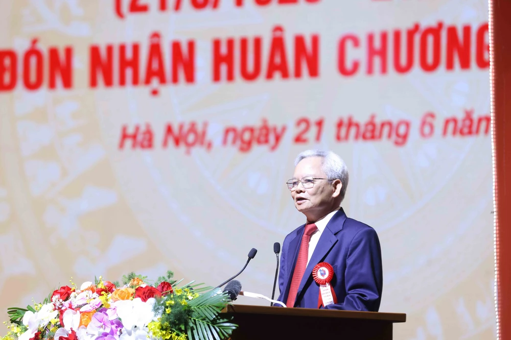 Lễ kỷ niệm 100 năm ngày Báo chí cách mạng Việt Nam - Ảnh 5. Lễ kỷ niệm 100 năm ngày Báo chí cách mạng Việt Nam - Ảnh 5.