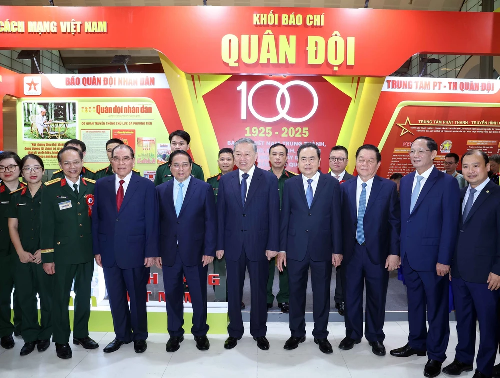Tổng Bí thư Tô Lâm dự Lễ kỷ niệm 100 năm Ngày Báo chí cách mạng Việt Nam - Ảnh 3.