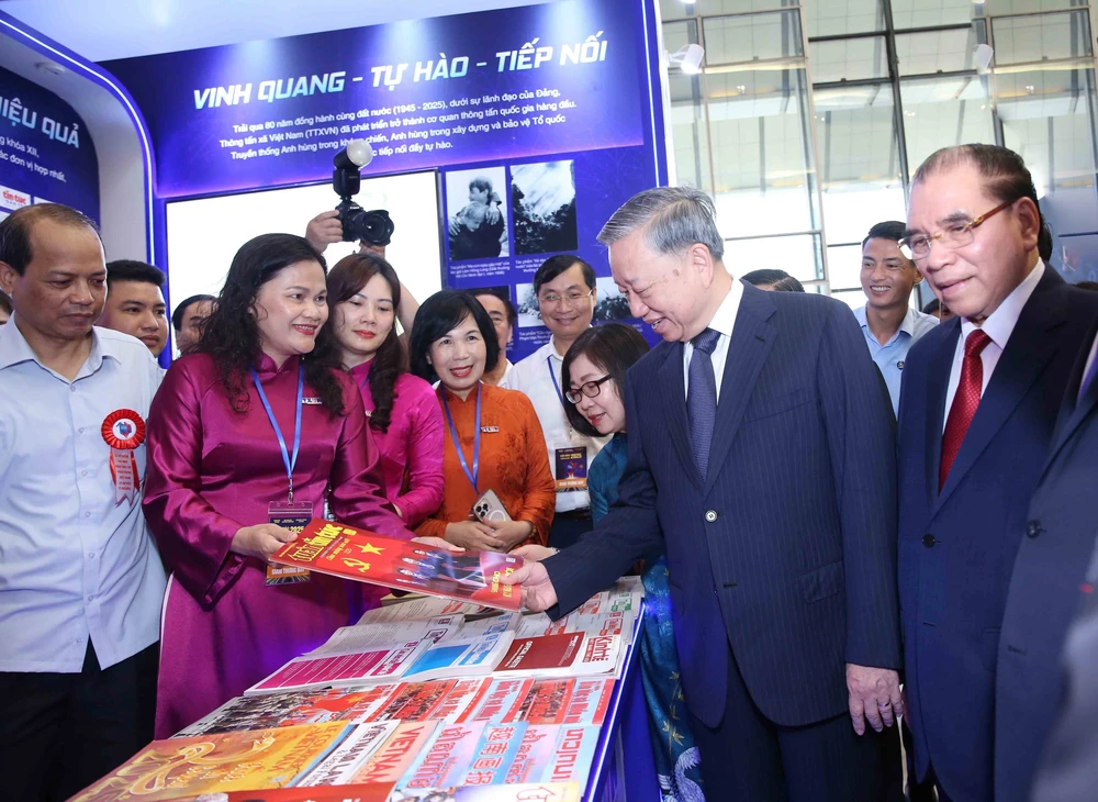 Tổng Bí thư Tô Lâm dự Lễ kỷ niệm 100 năm Ngày Báo chí cách mạng Việt Nam - Ảnh 2.