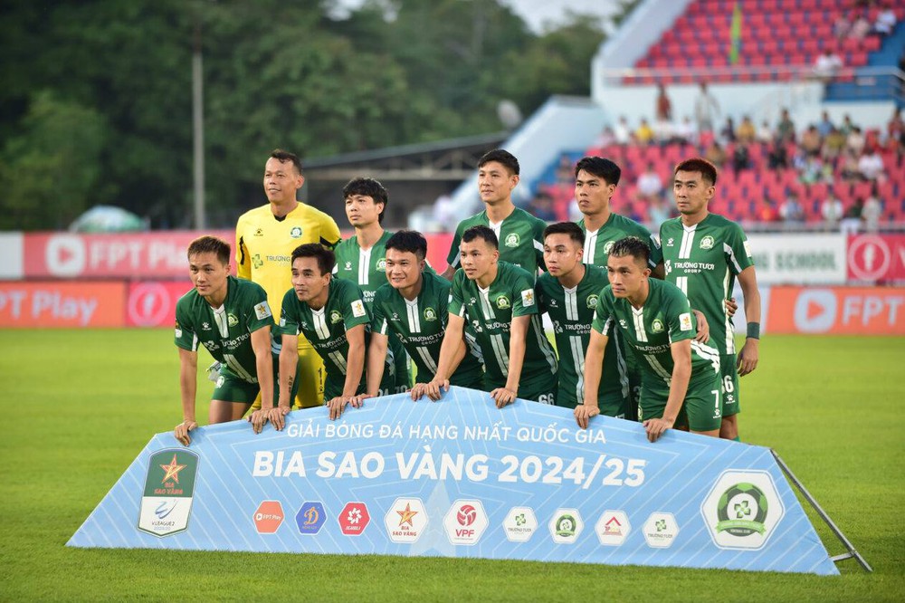 CLB Huế xuống chơi ở giải hạng Nhì mùa tới sau 12 năm liên tiếp thi đấu ở giải hạng Nhất