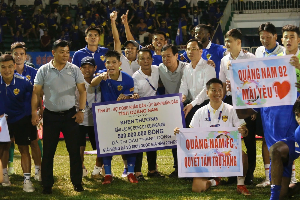 HLV SHB Đà Nẵng không thích địa điểm đá trận play-off - Ảnh 1.