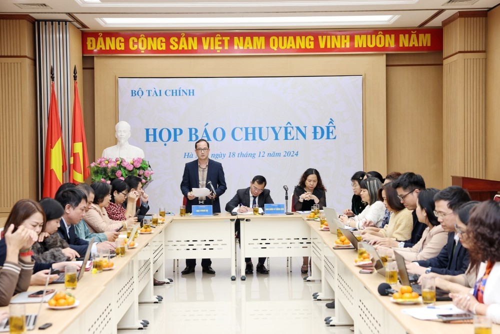 Thủ tướng yêu cầu đảm bảo cơ sở, vật chất cho các cơ quan, tổ chức khi thực hiện sắp xếp bộ máy - Ảnh 2.